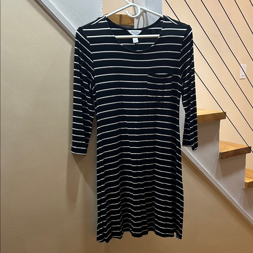Arizona Jean Company Black and Cream Striped Midi Dress